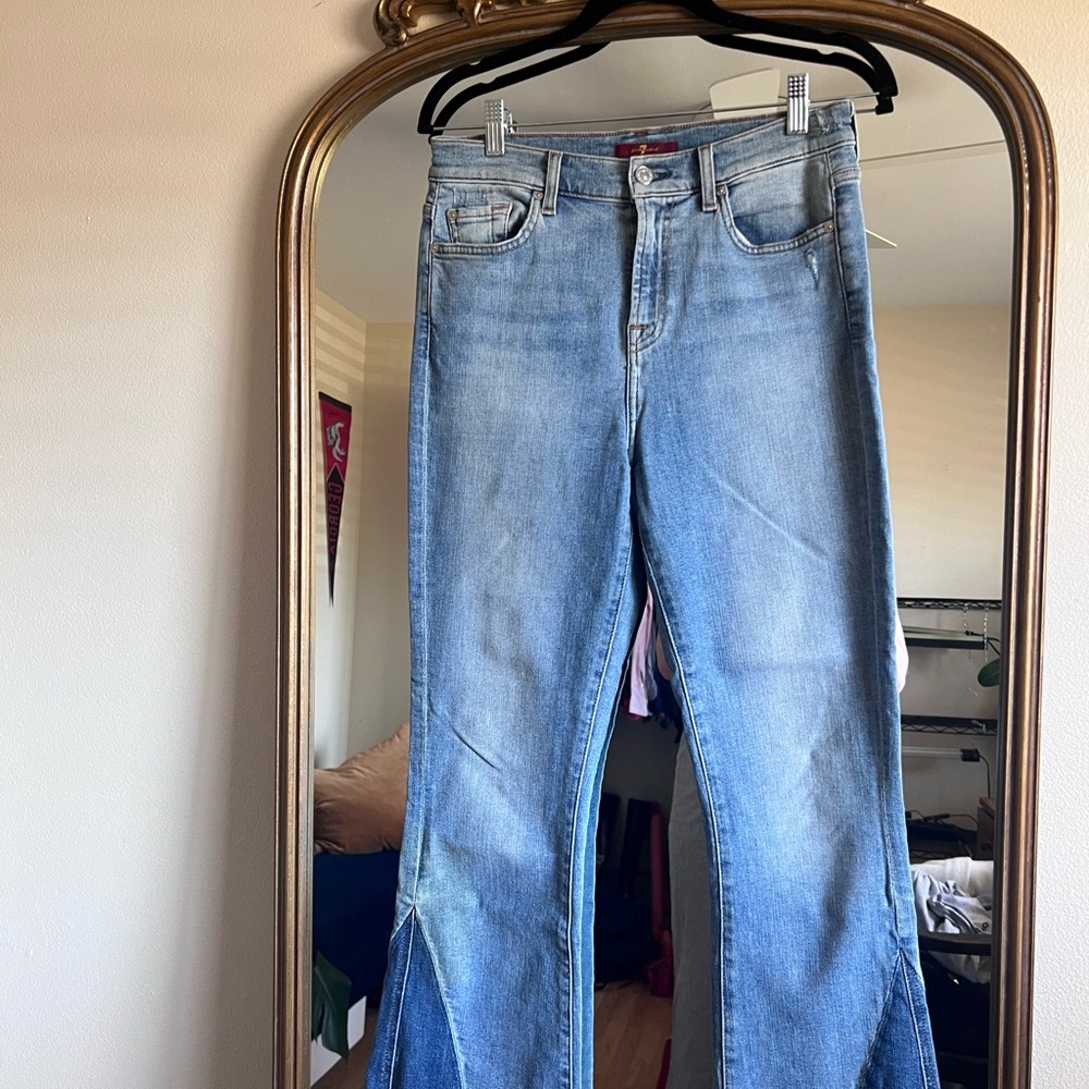 7 For All Mankind Ankle Crop Raw Hem Flare Jeans Size 6